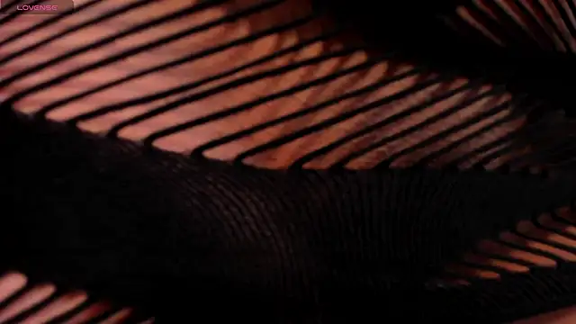 Snapshot of LexieWayne chatting on 02-14-25, 02:07 LexieWayne online show from 02-14-25, 02:07