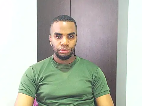 Snapshot of Rene_hotman chatting on 02-03-25, 08:03 Rene hotman online show from 02-03-25, 08:03