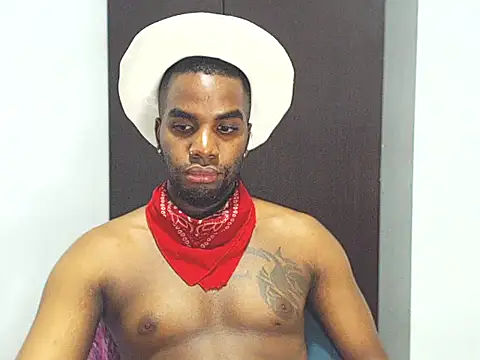 Snapshot of Rene_hotman chatting on 02-05-25, 01:47 Rene hotman online show from 02-05-25, 01:47