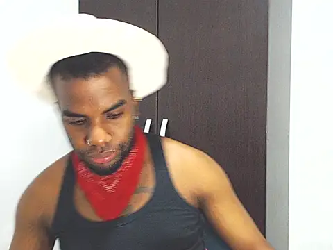 Snapshot of Rene_hotman chatting on 02-05-25, 11:50 Rene hotman online show from 02-05-25, 11:50