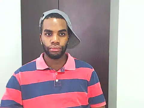 Snapshot of Rene_hotman chatting on 02-21-25, 08:16 Rene hotman online show from 02-21-25, 08:16