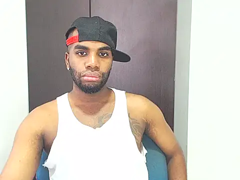 Snapshot of Rene_hotman chatting on 02-27-25, 07:58 Rene hotman online show from 02-27-25, 07:58