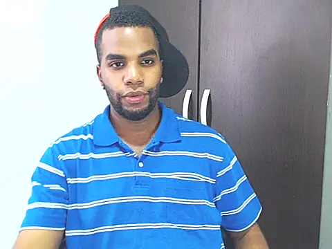 Snapshot of Rene_hotman chatting on 03-09-25, 07:59 Rene hotman online show from 03-09-25, 07:59