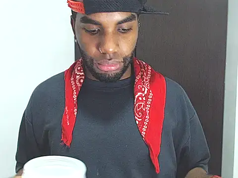 Snapshot of Rene_hotman chatting on 03-15-25, 08:54 Rene hotman online show from 03-15-25, 08:54