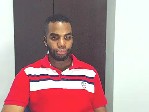 Snapshot of Rene_hotman chatting on 03-20-25, 01:24 Rene hotman online show from 03-20-25, 01:24