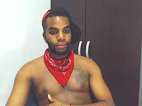 Snapshot of Rene_hotman chatting on 03-21-25, 01:45 Rene hotman online show from 03-21-25, 01:45