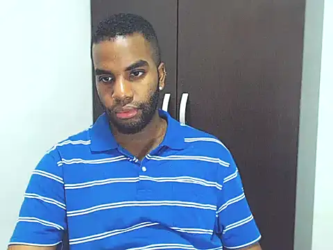 Snapshot of Rene_hotman chatting on 03-21-25, 07:24 Rene hotman online show from 03-21-25, 07:24