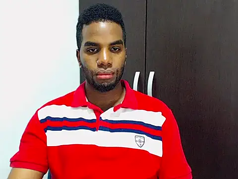 Snapshot of Rene_hotman chatting on 09-15-25, 07:58 Rene hotman online show from 09-15-25, 07:58