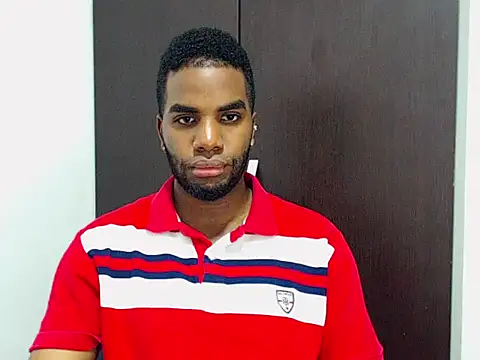 Snapshot of Rene_hotman chatting on 09-29-25, 07:30 Rene hotman online show from 09-29-25, 07:30