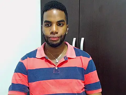 Snapshot of Rene_hotman chatting on 10-01-25, 07:42 Rene hotman online show from 10-01-25, 07:42