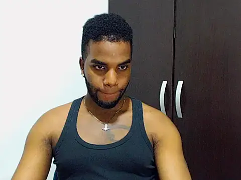 Snapshot of Rene_hotman chatting on 10-26-25, 09:10 Rene hotman online show from 10-26-25, 09:10