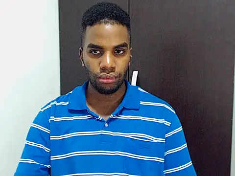 Snapshot of Rene_hotman chatting on 11-07-25, 08:20 Rene hotman online show from 11-07-25, 08:20