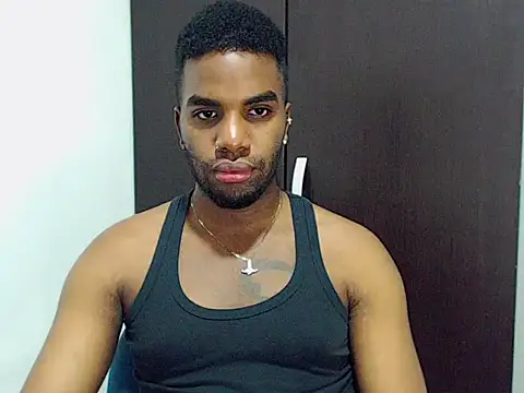 Snapshot of Rene_hotman chatting on 11-08-25, 09:24 Rene hotman online show from 11-08-25, 09:24