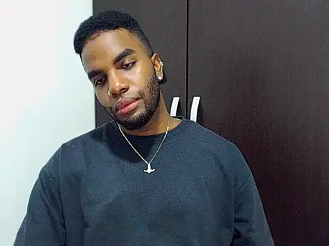 Snapshot of Rene_hotman chatting on 11-09-25, 08:51 Rene hotman online show from 11-09-25, 08:51