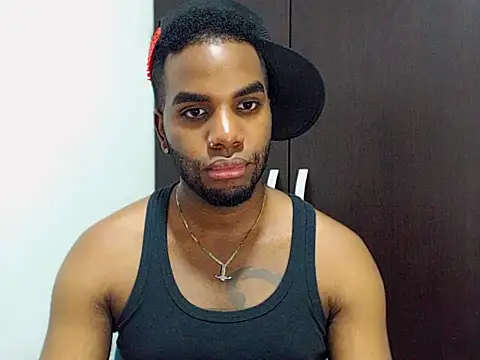 Snapshot of Rene_hotman chatting on 11-10-25, 08:30 Rene hotman online show from 11-10-25, 08:30