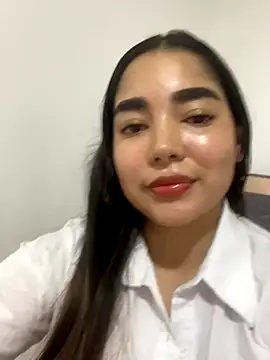 Snapshot of DulceChloe99 chatting on 01-07-26, 01:19 DulceChloe99 online show from 01-07-26, 01:19