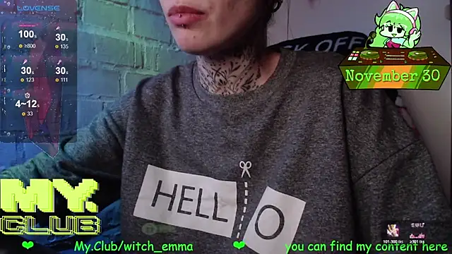 Witch Emma online show from 11-30-25, 01:26