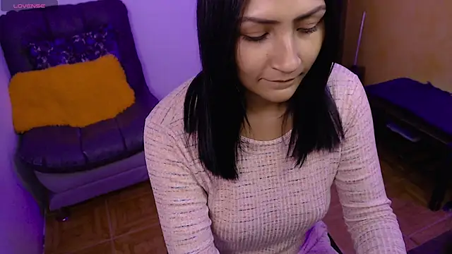 Snapshot of leah-666 chatting on 03-05-25, 01:28 leah-666 online show from 03-05-25, 01:28