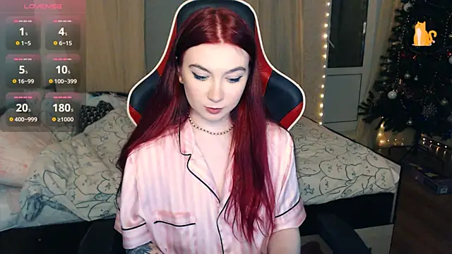 Cute lina online show from 12-24-24, 10:17