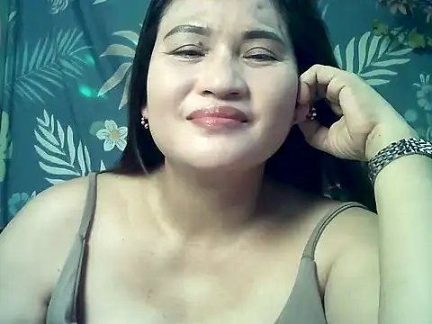 Snapshot of Amazing_Angel22 chatting on 05-19-26, 03:24 Amazing Angel22 online show from 05-19-26, 03:24