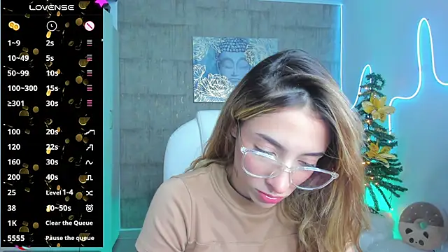 Snapshot of barbie_scoth_ chatting on 12-14-24, 03:51 barbie scoth online show from 12-14-24, 03:51