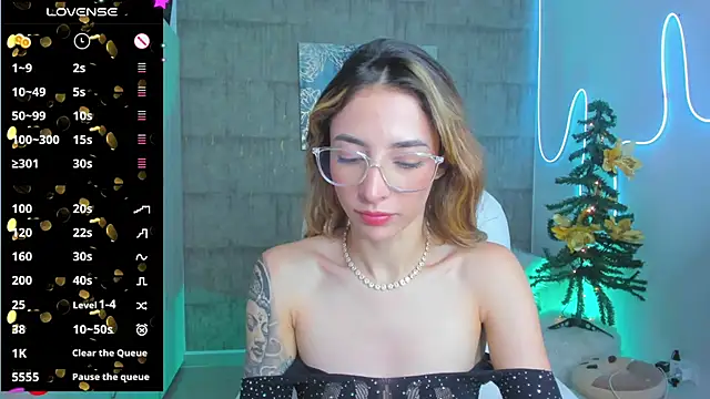Snapshot of barbie_scoth_ chatting on 12-22-24, 02:16 barbie scoth online show from 12-22-24, 02:16