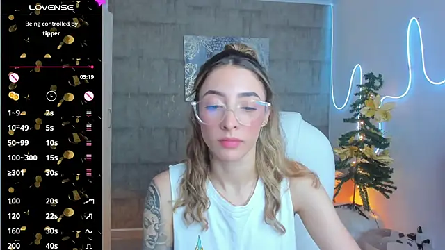 Snapshot of barbie_scoth_ chatting on 12-29-24, 08:37 barbie scoth online show from 12-29-24, 08:37