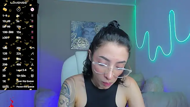 barbie scoth  online show from 10-25-25, 10:26