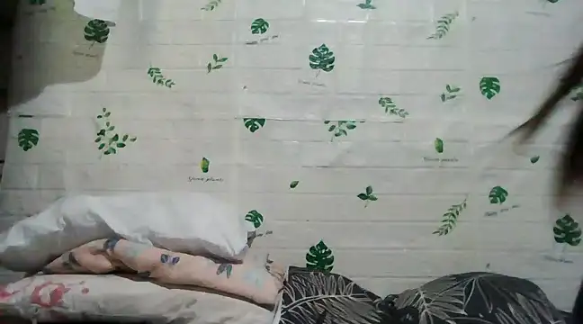 Silly Girl21 online show from 12-19-24, 09:40