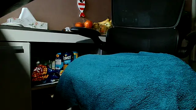 suedel65 online show from 09-30-25, 03:22