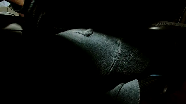 suedel65 online show from 11-19-25, 03:28