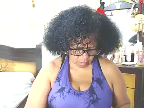 Snapshot of Yayis-hot-sexyw chatting on 01-05-25, 03:43 Yayis-hot-sexyw online show from 01-05-25, 03:43