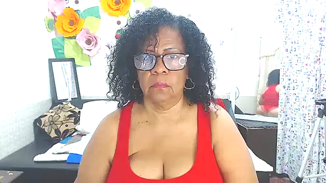 Snapshot of Yayis-hot-sexyw chatting on 02-16-25, 08:33 Yayis-hot-sexyw online show from 02-16-25, 08:33