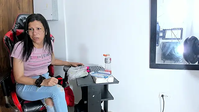 Cleopatra Trans online show from 10-30-25, 07:14