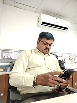 Desi Londa 143 online show from 11-20-25, 06:24