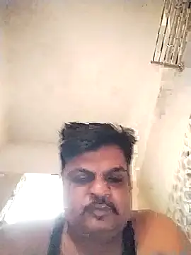 Snapshot of Desi_Londa_143 chatting on 11-22-25, 01:48 Desi Londa 143 online show from 11-22-25, 01:48