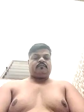 Snapshot of Desi_Londa_143 chatting on 11-29-25, 12:13 Desi Londa 143 online show from 11-29-25, 12:13