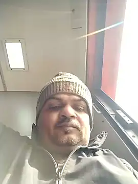 Snapshot of Desi_Londa_143 chatting on 01-10-26, 05:31 Desi Londa 143 online show from 01-10-26, 05:31