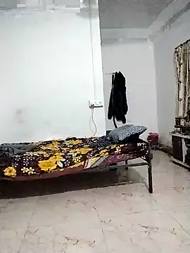 Snapshot of Desi_Londa_143 chatting on 02-27-26, 12:21 Desi Londa 143 online show from 02-27-26, 12:21