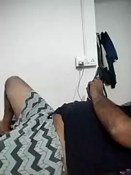 Snapshot of Desi_Londa_143 chatting on 03-16-26, 03:49 Desi Londa 143 online show from 03-16-26, 03:49