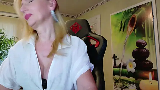 HotLana69 online show from 07-04-26, 06:58