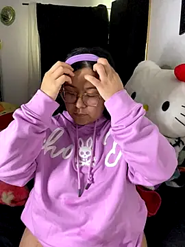 Snapshot of MsConejitaa chatting on 12-22-25, 07:00 MsConejitaa online show from 12-22-25, 07:00