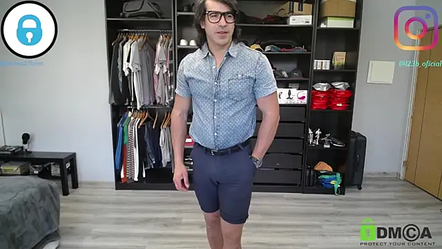 samricci21 online show from 04-09-26, 10:42