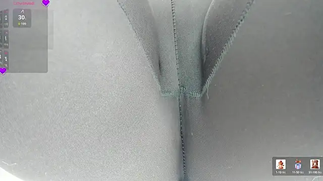 Snapshot of Azahara_Amin_ chatting on 02-14-26, 07:32 Azahara Amin online show from 02-14-26, 07:32