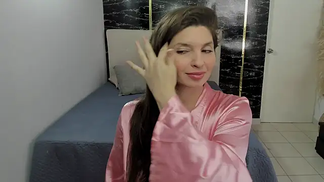 Azahara Amin  online show from 06-16-26, 05:04