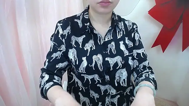 Leiershery online show from 10-15-25, 01:17