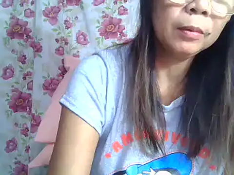 urwife tobe online show from 01-11-25, 09:04