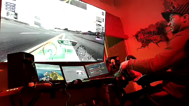 Snapshot of imyourking95 chatting on 02-06-25, 08:39 imyourking95 online show from 02-06-25, 08:39