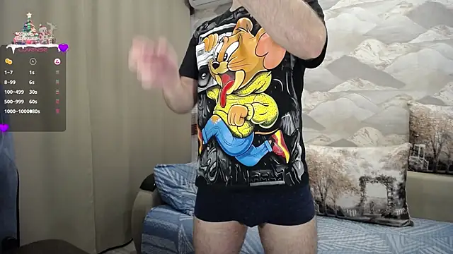 Snapshot of SerzhKorol1 chatting on 12-30-24, 03:35 SerzhKorol1 online show from 12-30-24, 03:35