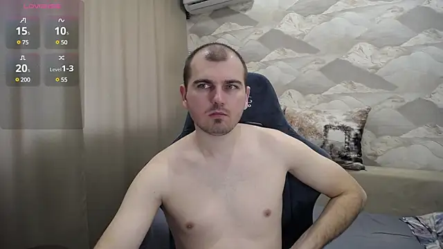 Snapshot of SerzhKorol1 chatting on 03-11-25, 09:34 SerzhKorol1 online show from 03-11-25, 09:34